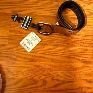 Steve Madden design belt